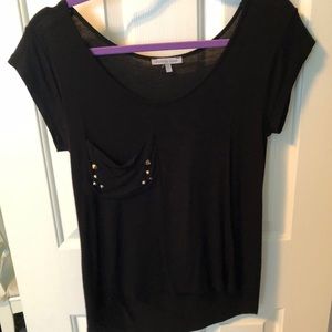 Black top with pocket